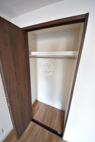 収納　エグゼ堺筋本町　クローゼット