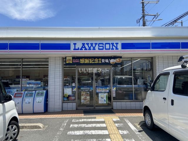 コンビニ　ローソン 東大阪御厨六丁目店（コンビニ）まで398m