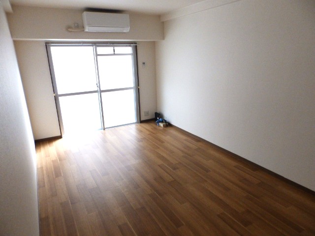 その他部屋・スペース　フローリング