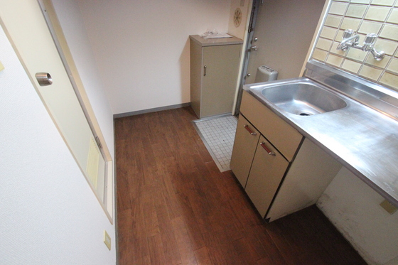 キッチン　※別号室の写真です