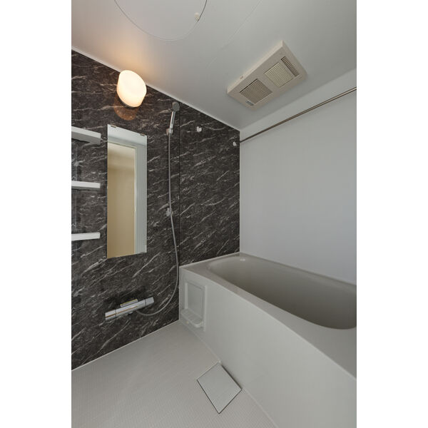 バス・シャワールーム　別室の参考写真です。※現況優先