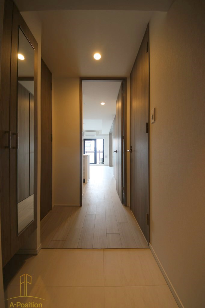 玄関　S-RESIDENCE堺筋本町Deux