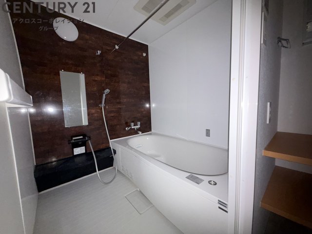 バス・シャワールーム　広いお風呂