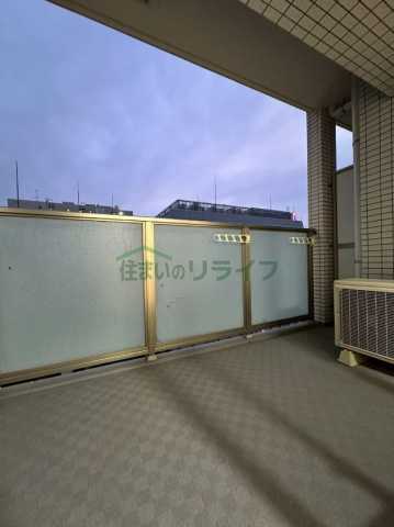 バルコニー　コンフォリア新宿御苑I