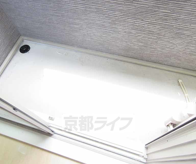 バルコニー　洗濯物干せます