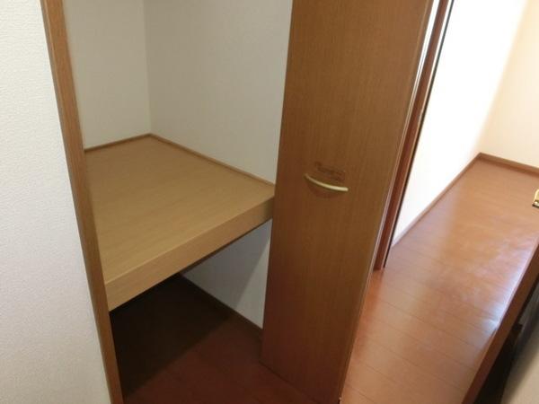 収納　物入れ！