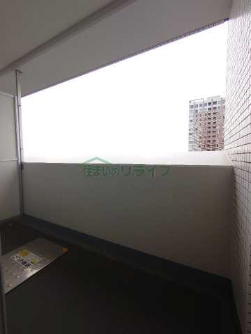 バルコニー　別階層の参考写真になります。