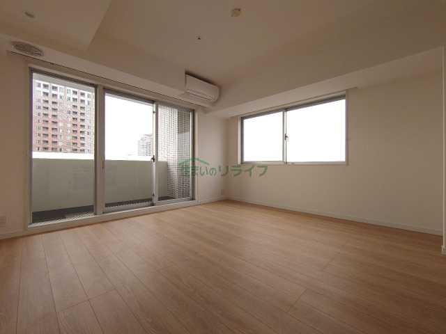 居室・リビング　別階層の参考写真になります。