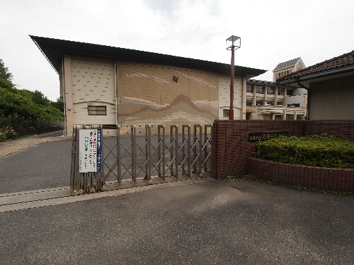 小学校　湖南市立菩提寺北小学校（小学校）まで471m