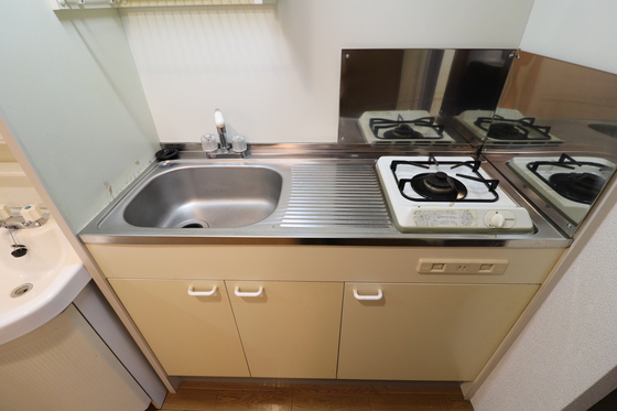 キッチン　※別号室のお写真です
