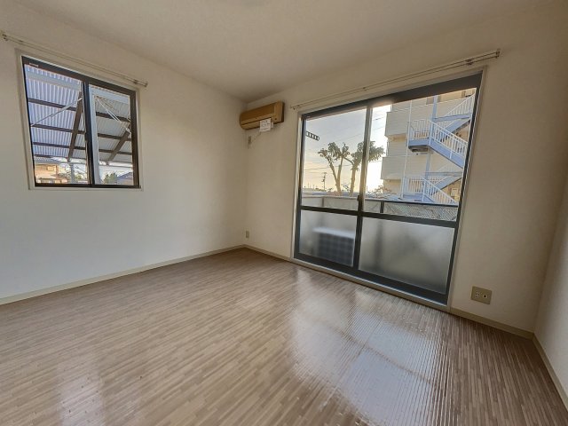 居室・リビング　2021年12月撮影※現況を優先します