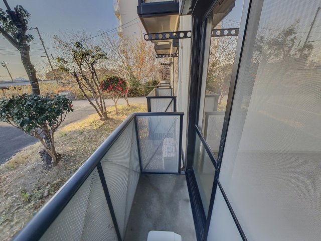 バルコニー　2021年12月撮影※現況を優先します