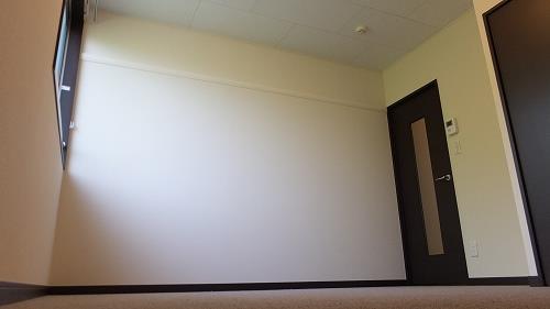 居室・リビング　1Fフローリング仕様防犯ガラス、2Fカーペット仕様