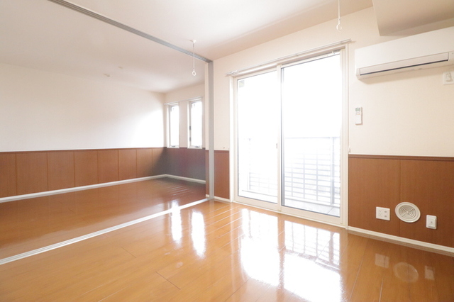 居室・リビング　リビング・洋室