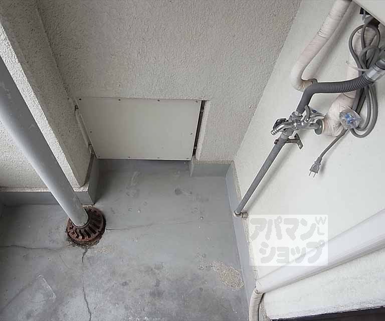 その他部屋・スペース　室外洗濯機置き場