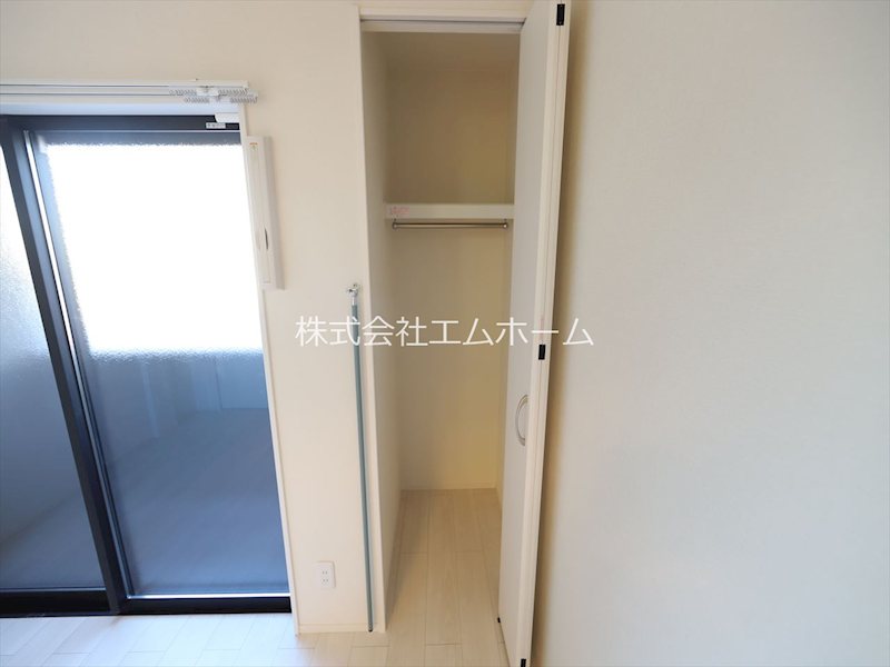 収納　クローゼット付