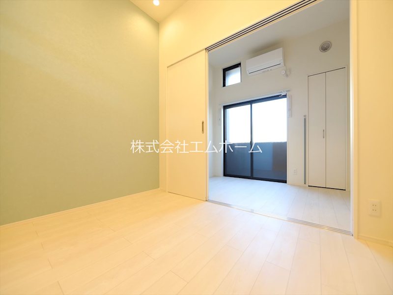 その他部屋・スペース　洋室5.4帖　洋室3.7帖　エアコン完備　バルコニー