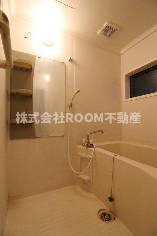 バス・シャワールーム　きれいなお風呂です