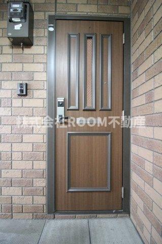 玄関　落ち着いた玄関です