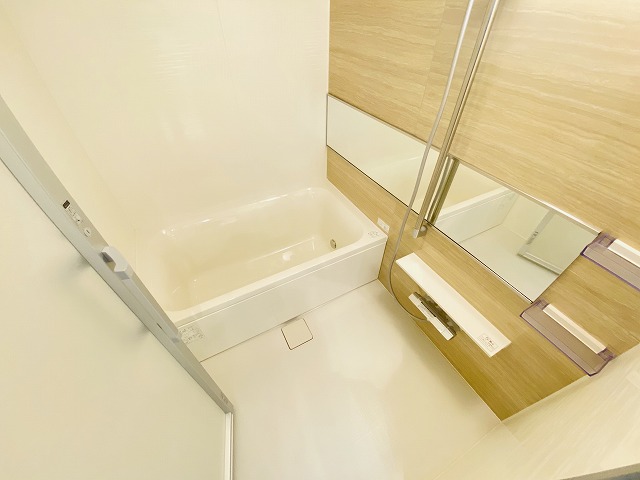 バス・シャワールーム　※室内は現況を優先します