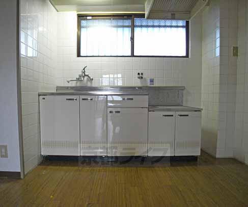 キッチン　シングルレバーの使い易いキッチン。