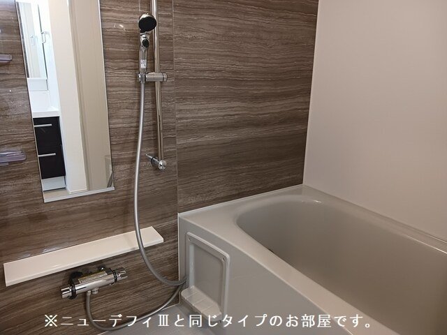 バス・シャワールーム　きれいなお風呂です