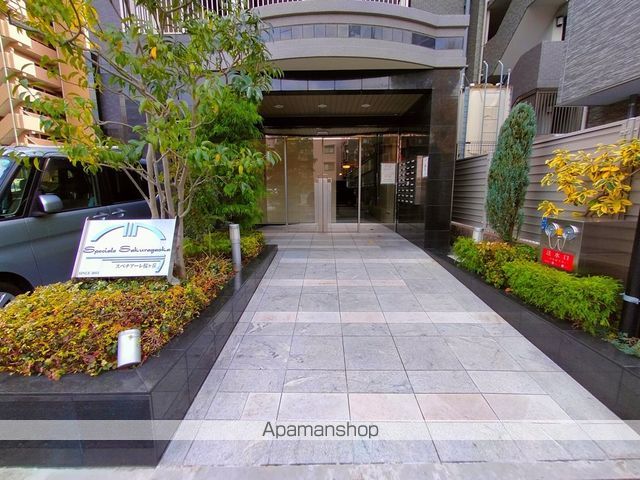近鉄大阪線 近鉄八尾駅 徒歩7分 8階建 築13年の外観写真