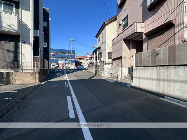 コンビニ　セブン－イレブン栄町店（コンビニ）まで703m