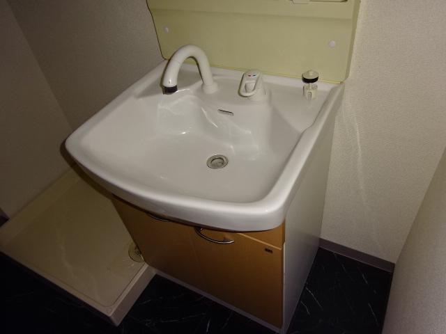 洗面設備　洗髪洗面化粧台