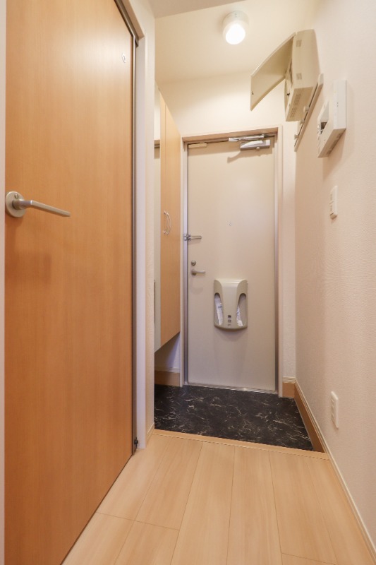 玄関　図面と現状に相違がある場合には現状を優先