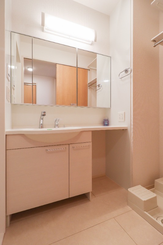 洗面設備　図面と現状に相違がある場合には現状を優先