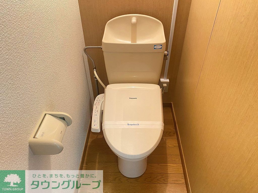 トイレ　設備の仕様が異なる場合がございます。