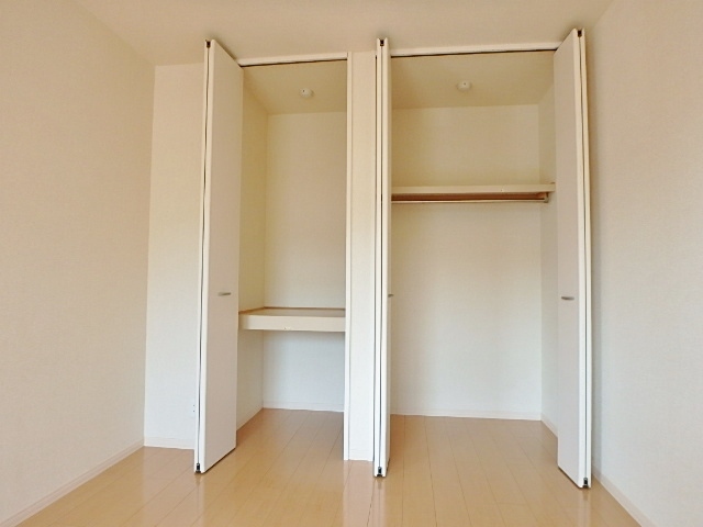 収納　洋室７．５帖の収納部分