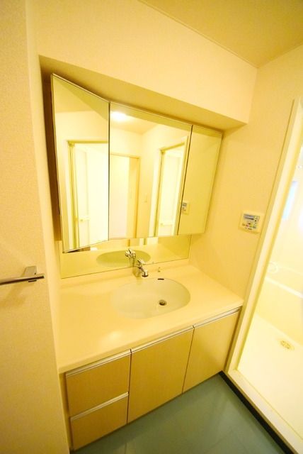 洗面設備　別部屋参考写真