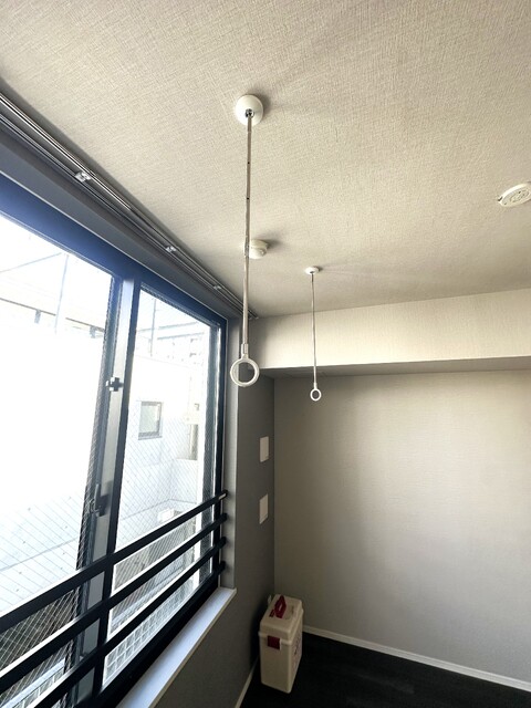 その他設備　◆雨の日に便利な室内物干し金具◆