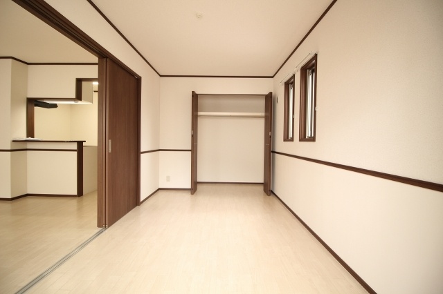 その他部屋・スペース　落ち着いて過ごせるお部屋なので、寝室にいかがでしょうか