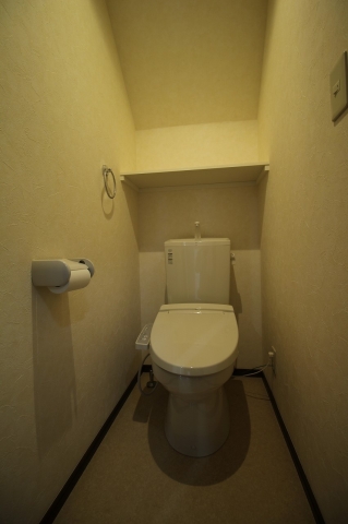 トイレ　落ち着いたトイレです