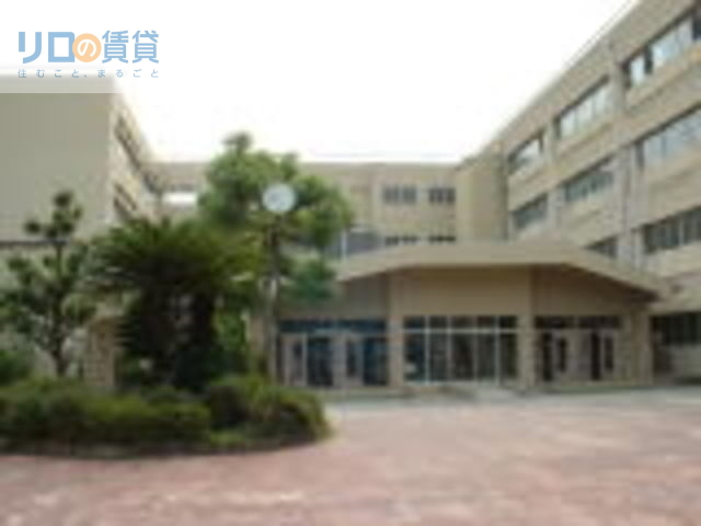 小学校　伊丹市立有岡小学校（小学校）まで579m