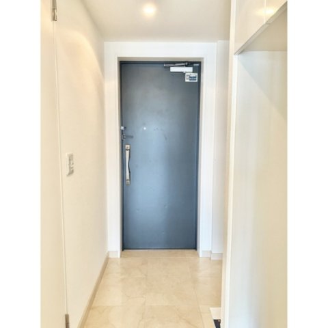 玄関　玄関※別部屋参考写真