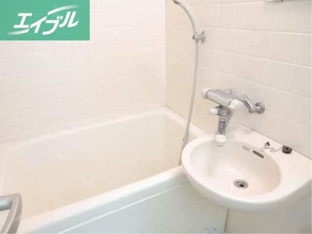 バス・シャワールーム　バス