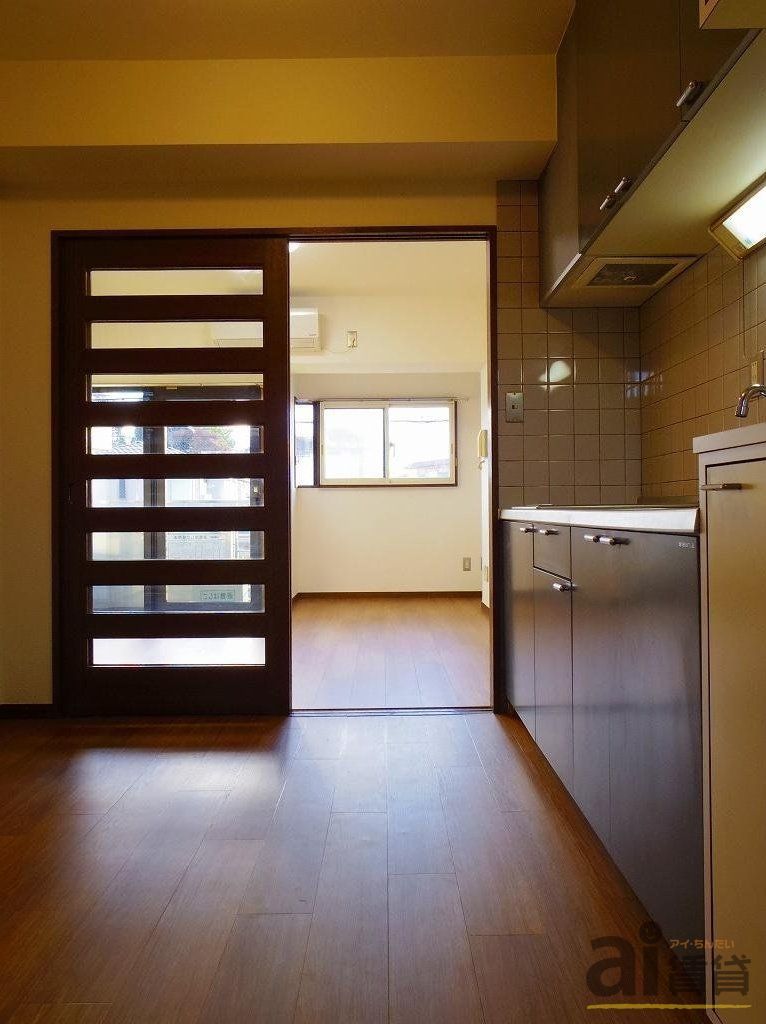 玄関　※別号室写真です