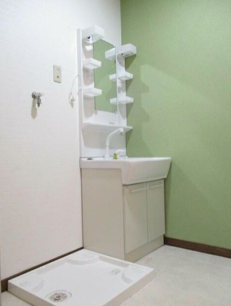 洗面設備　※他の号室写真になります。