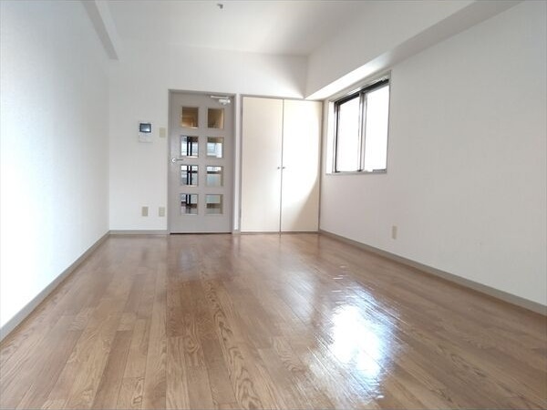 その他部屋・スペース　※写真は同じマンションの違う部屋のものになります。