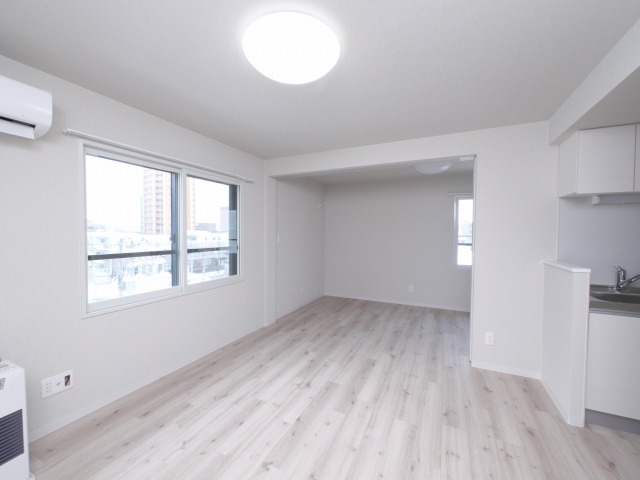 眺望　窓が大きく明るいお部屋です♪