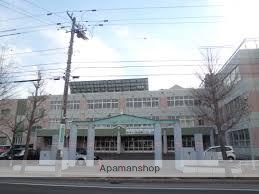 小学校　米里小学校（小学校）まで1444m