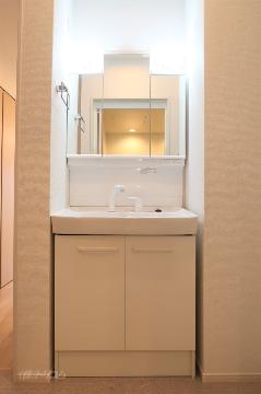 洗面設備　洗髪洗面化粧台（イメージ）