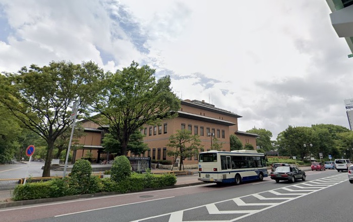 図書館　鶴舞中央図書館（図書館）まで1020m