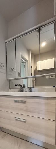 洗面設備　同仕様