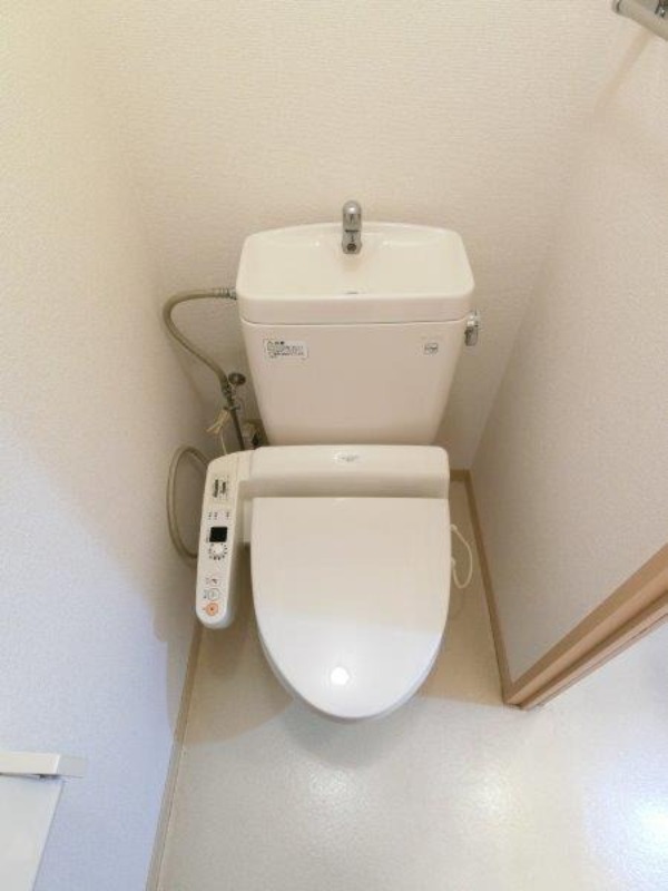 トイレ　図面と現状に相違がある場合には現状を優先