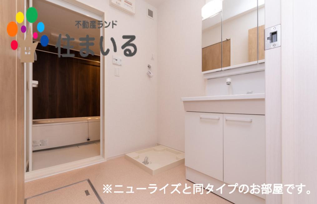 洗面設備　※写真は同型タイプとなります